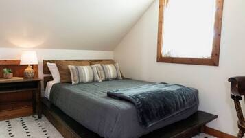 Escrivaninha, ferros/tábuas de passar roupa, Wi-Fi de cortesia