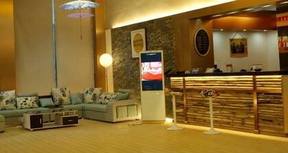 Fenglin Art Hotel