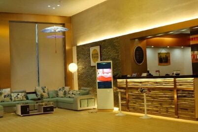 Fenglin Art Hotel