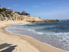 Liegestühle, Strandtücher