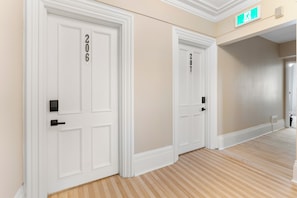 Classic Room, Multiple Beds | Free WiFi, bed sheets - Manoir de la Tour - Par Aneyro (Québec City)