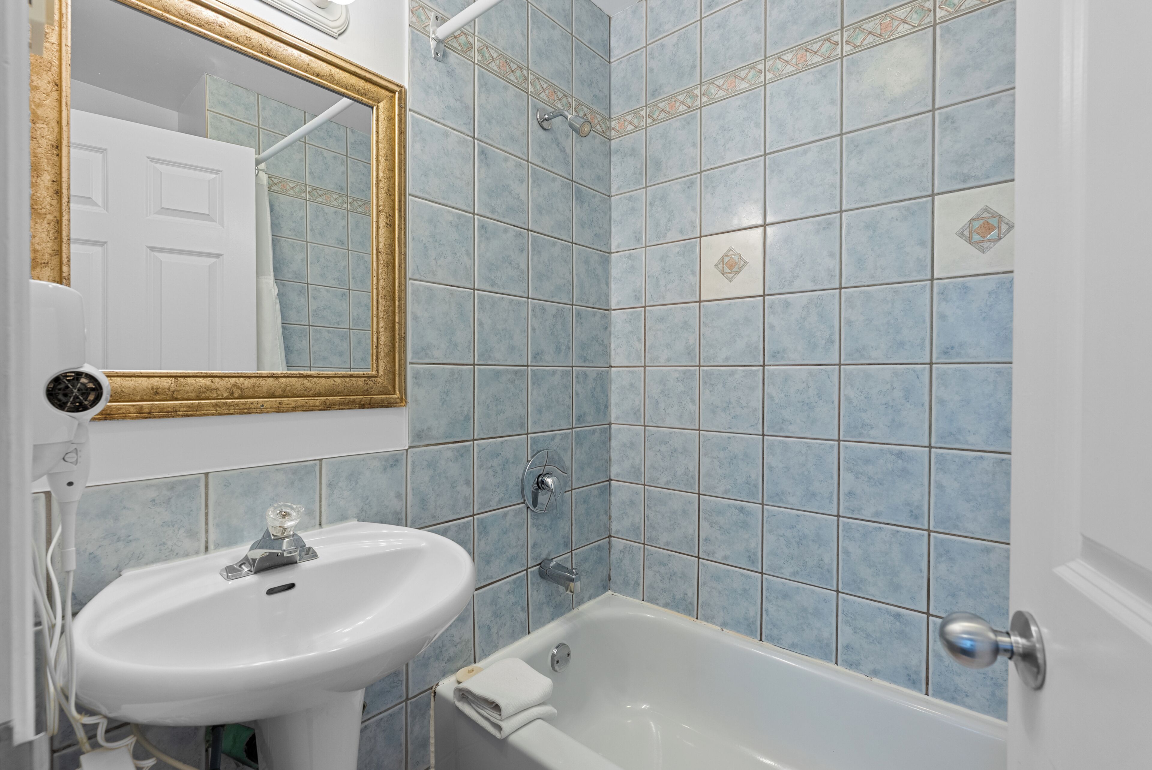 Photo - Manoir de la Tour - Par Aneyro