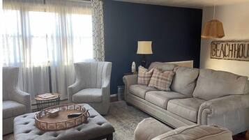 智能电视、壁炉