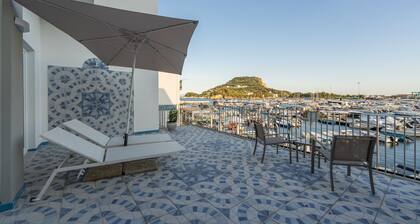 Baia Flegrea Meublè - Deluxe Suite with terrace