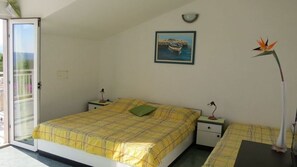 Free WiFi, bed sheets, wheelchair access