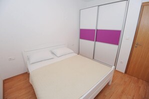 1 chambre, Wi-Fi gratuit, draps fournis