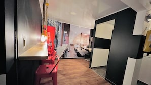 Unclassified image, 4 of 15, button - ORANGE CITY (Bogotá)
