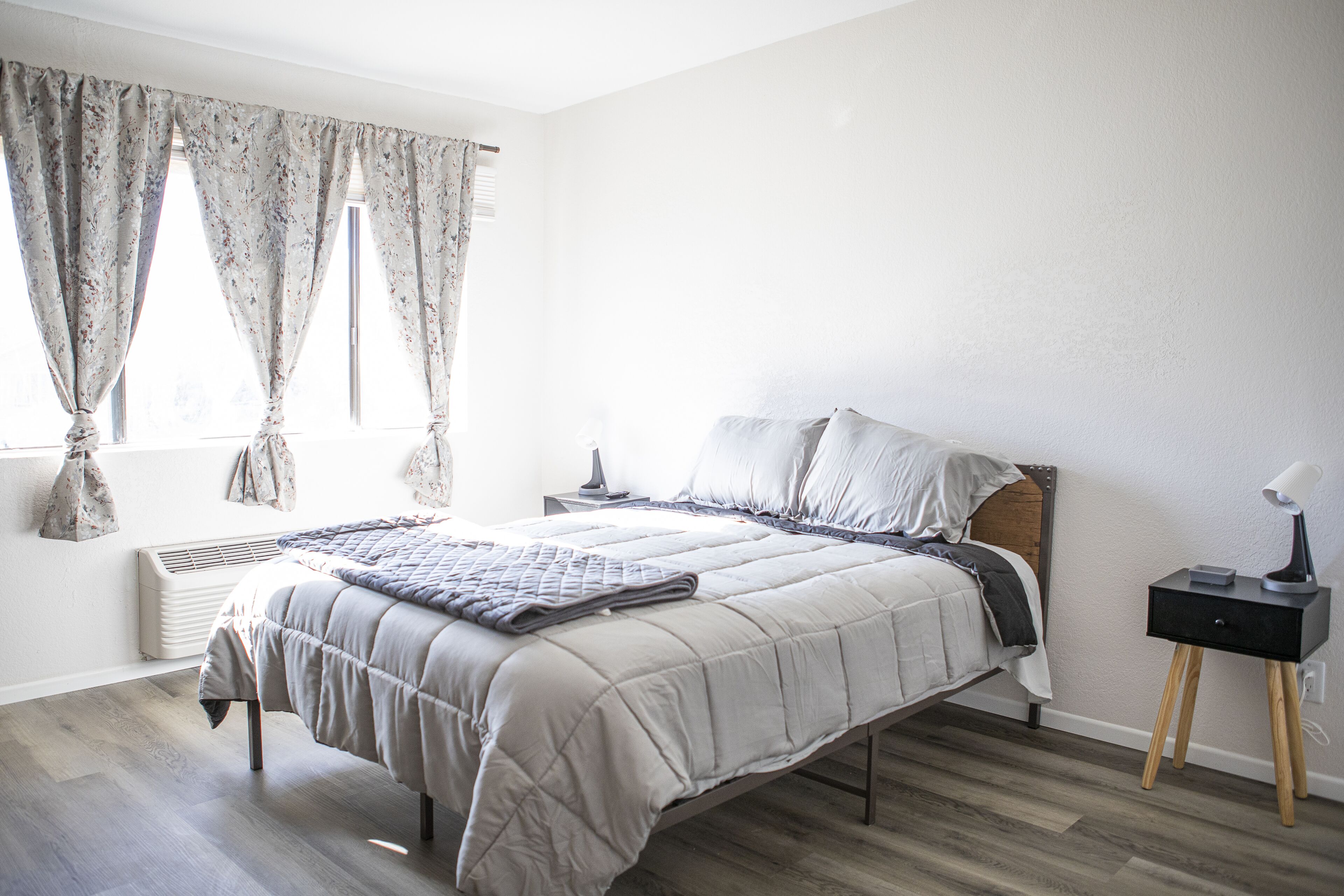 NEW! And CLEAN Apartment Near Ft. Huachucah! (226)