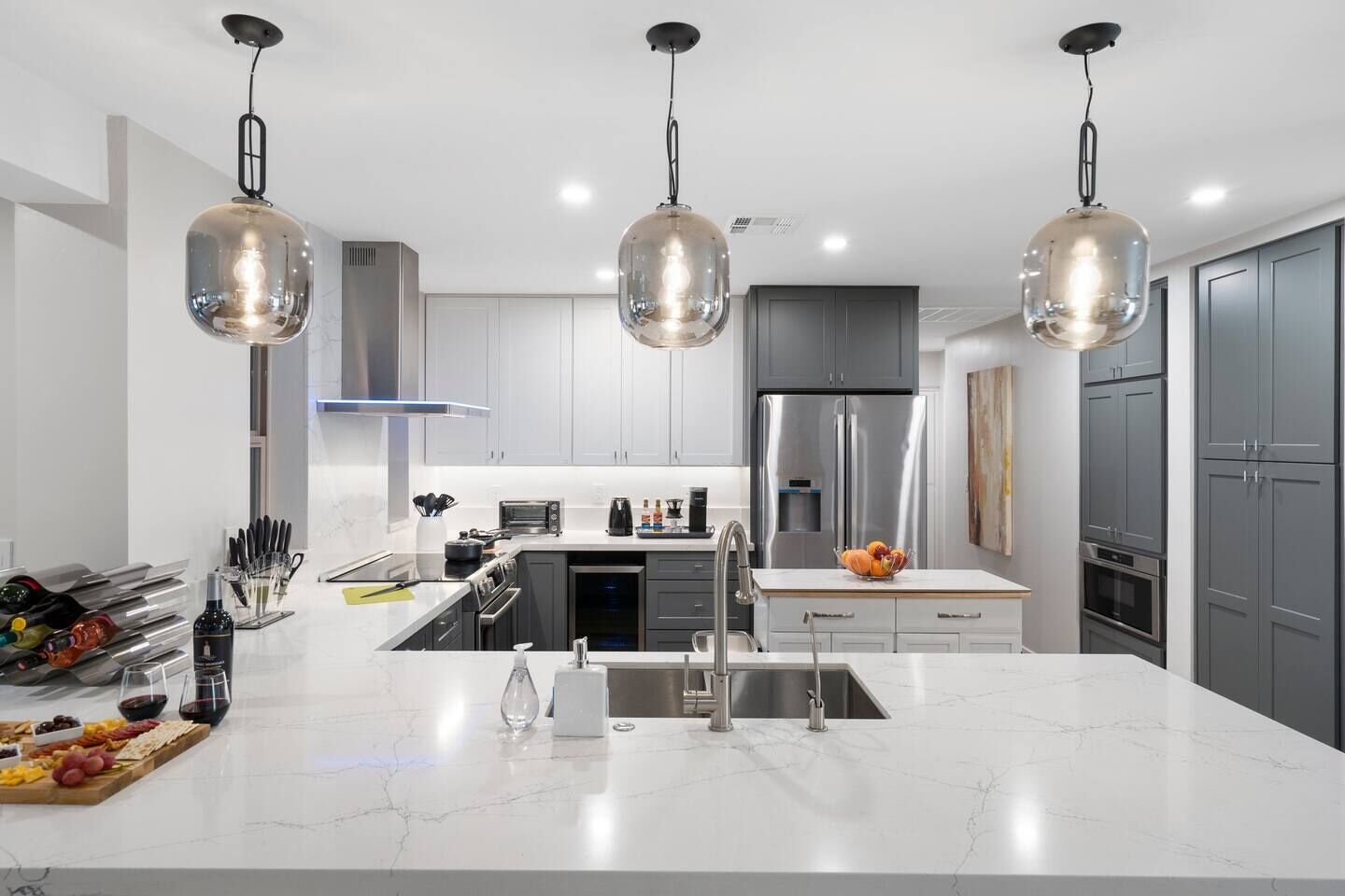 Refrigerador, microondas, horno, placa de cocina