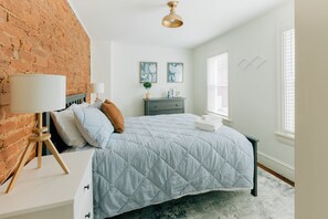 3 Schlafzimmer, Bügeleisen/Bügelbrett, WLAN, Bettwäsche
