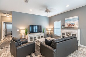 TV connectée, Netflix, livres, services de streaming