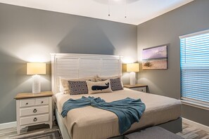 3 chambres, bureau, espace de travail pour ordinateur portable