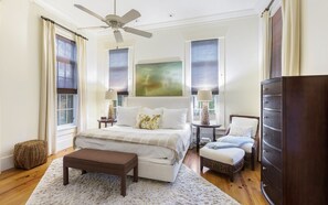 4 室のベッドルーム、アイロン / アイロン台、WiFi、ベッドシーツ