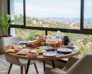 Appartement luxueux, baignoire Ă jets | Restauration