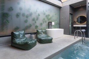 Căn hộ Deluxe, 1 giường cỡ king | Bộ đồ giường cao cấp, minibar 