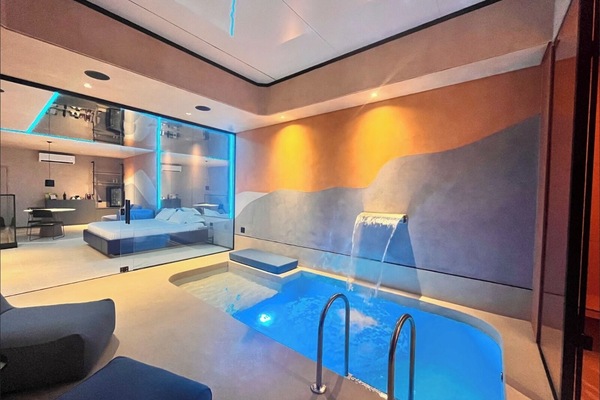 Lush Splash | Premium bedding, minibar, individually furnished, free WiFi