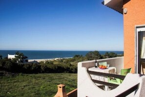 Property grounds - Rental in a natural paradise (Nazaré)