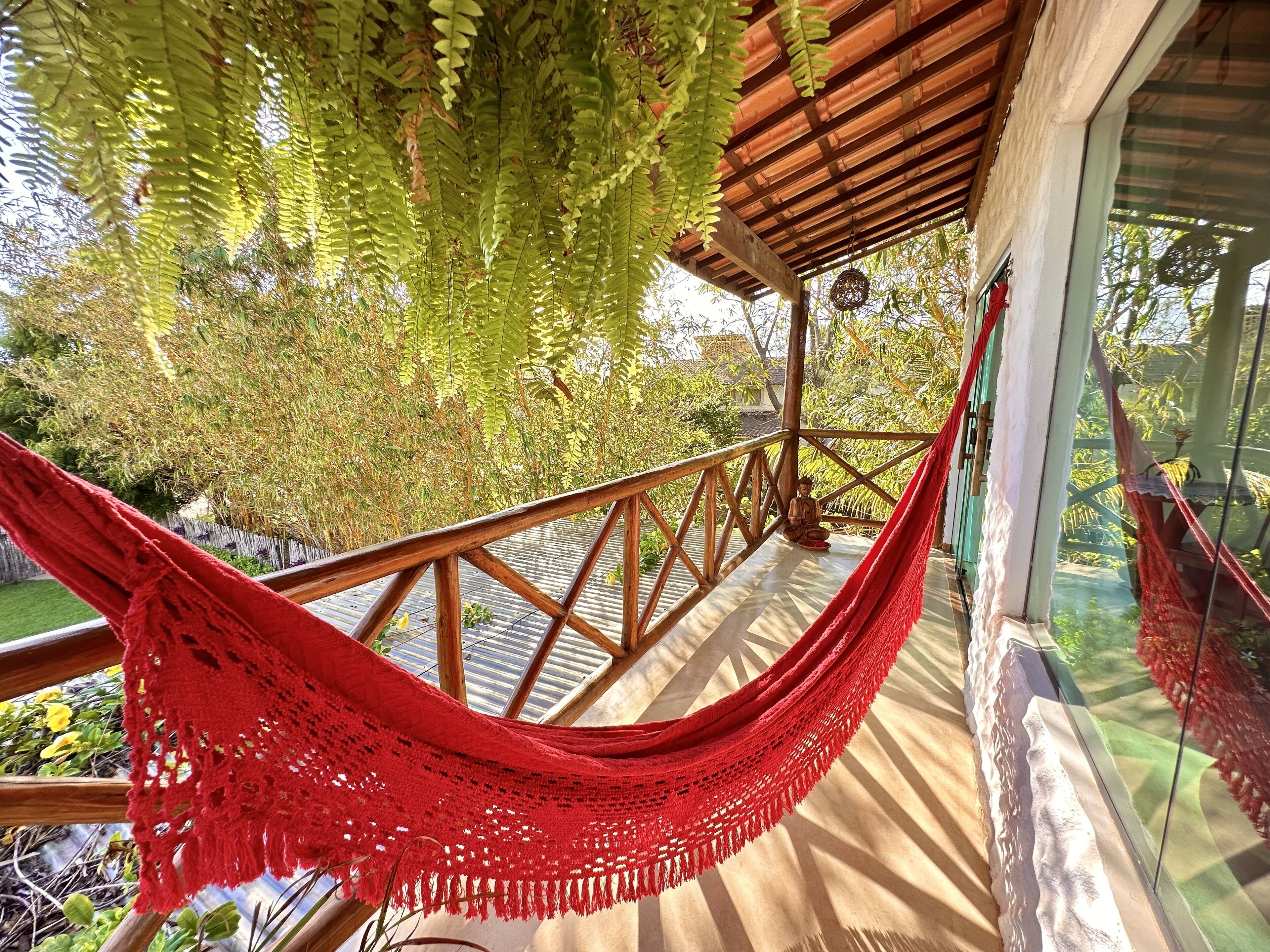 Perussviitti | Näkymä puutarhaan