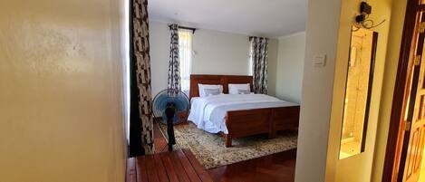 1 bedroom, WiFi, bed sheets