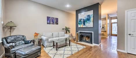 智能电视、壁炉