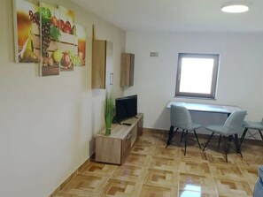 Interior - Apartments Ana - One Bedroom Apartment with Terrace B (Ludbreg)