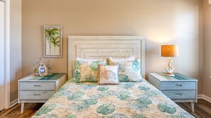 4 chambres, fer et planche à repasser, lit de bébé portatif, Wi-Fi