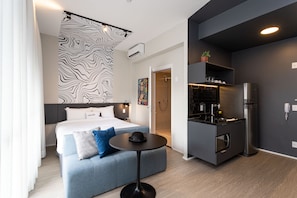Standard Studio, 1 Double Bed (PNE) | Individually decorated, individually furnished, laptop workspace - House of Charlie Vila Mariana (São Paulo)