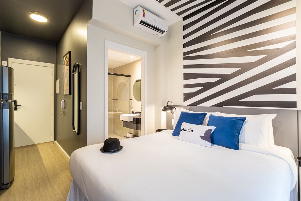 1 Schlafzimmer, individuell eingerichtet, kostenloses WLAN, Bettwäsche