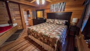 2 bedrooms, free WiFi, bed sheets - Stay for Valentine's Day at The Summit - Wifi and Hot Tub! - Callaway Gardens (Warm Springs)