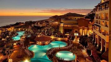 Piscine extérieure, piscine chauffée