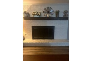 Interior - Spacious 5BR near Lake Conroe (Montgomery)