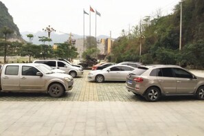 免费自助停车