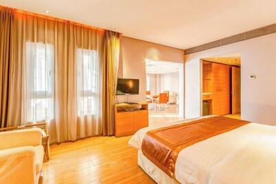 Qiangang Hotel