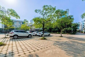 숙박 시설 구내