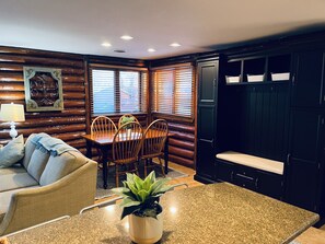 智能电视、壁炉