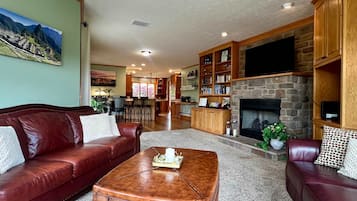 電視、壁爐、足球機、 辦公室