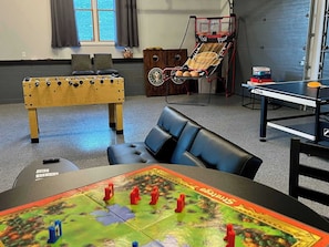 Spielezimmer