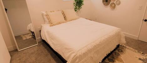 Desk, iron/ironing board, free WiFi, bed sheets