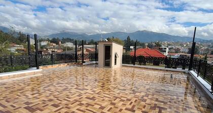 Condominio exclusivo en el sector Balzay Bajo San Joaquín, Cuenca – Ecuador.