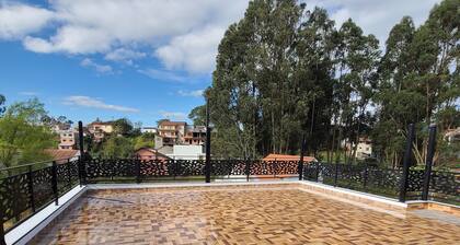 Rent of a condominium apartment balzay bajo via San Joaquin, Cuenca Ecuador