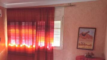 5 Schlafzimmer, WLAN, Bettwäsche