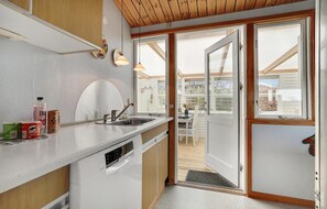 Kühlschrank, Ofen, Herdplatte, Geschirrspüler