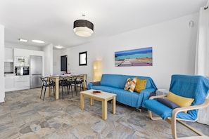 TV - Casa Estela - Villa in Lanzarote - Spain - VipVipVillas (Playa Blanca)