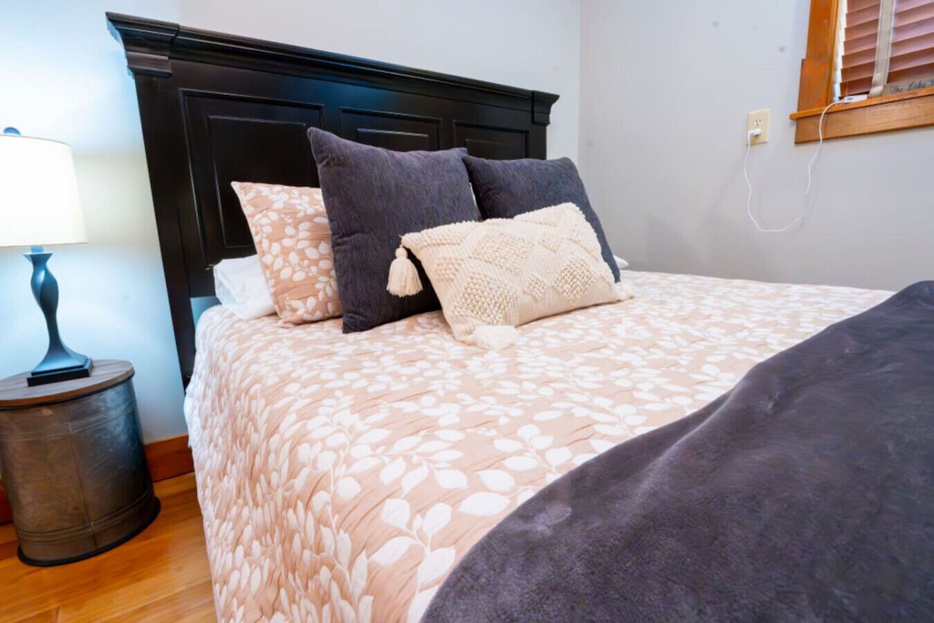 3 bedrooms, iron/ironing board, WiFi