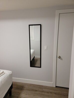 2 Schlafzimmer, Zimmersafe, kostenloses WLAN, Bettwäsche