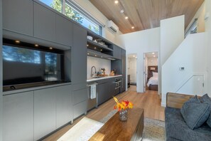 Interior - Adventure Cabin 73 - Luxurious Adventure Cabin (Truckee)