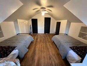 5 bedrooms, iron/ironing board, travel crib, free WiFi