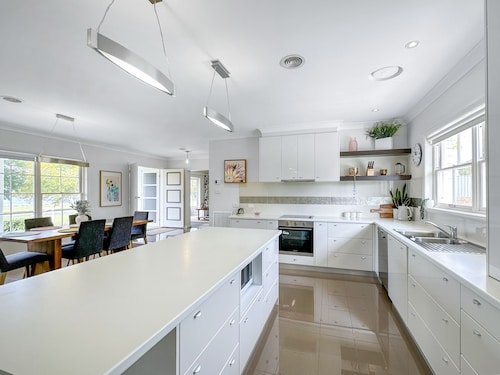 Gorgeous two bedroom home with lake views!