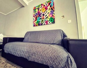 Interior - Malta Suites 1, cozy loft (Isla)