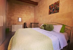 1 Schlafzimmer, Bügeleisen/Bügelbrett, WLAN, Bettwäsche